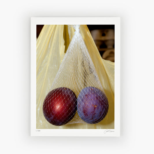 🟣 THE BOYS — two plums, produce net